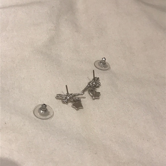 Disney Tinkerbell Earrings - Picture 6 of 8